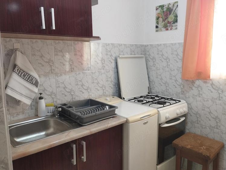Garsonieră decomandată în Central