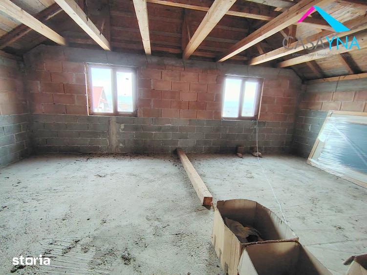 Casă cu 5 camere cu Teren 780 Mp în Sărata