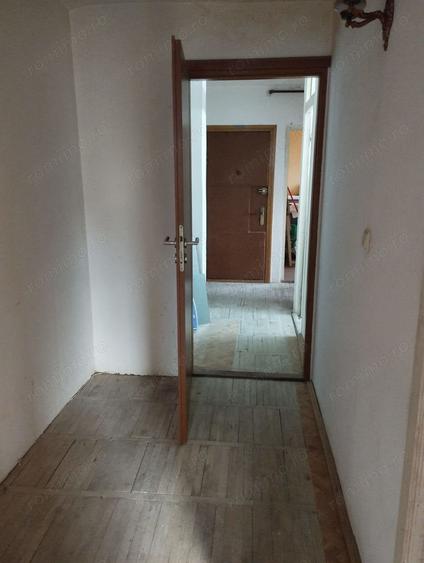 Apartament 3 camere decomandat - 9