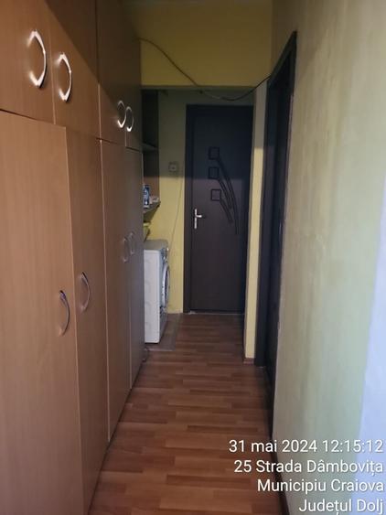 Apartament cu 3 camere decomandat în George Enescu