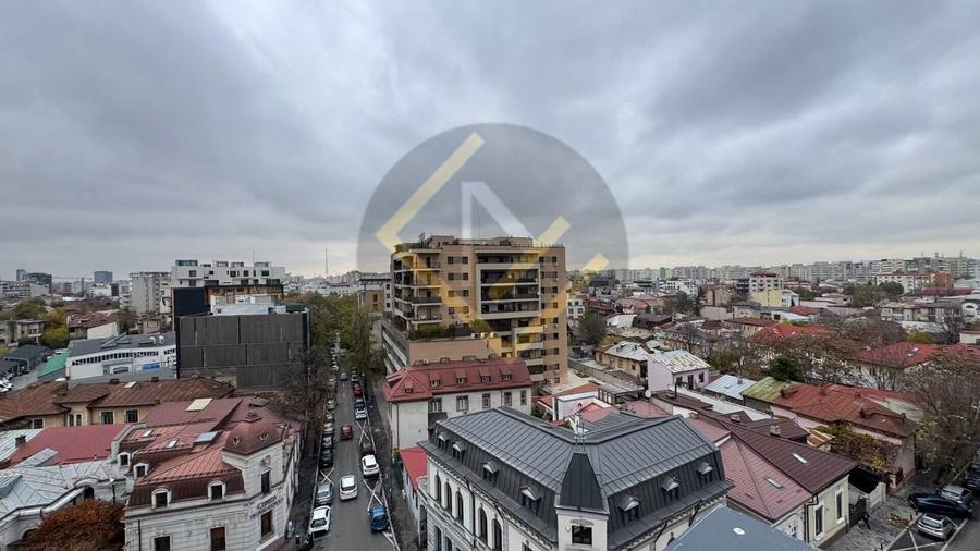 Apartament cu 3 camere decomandat în Dacia