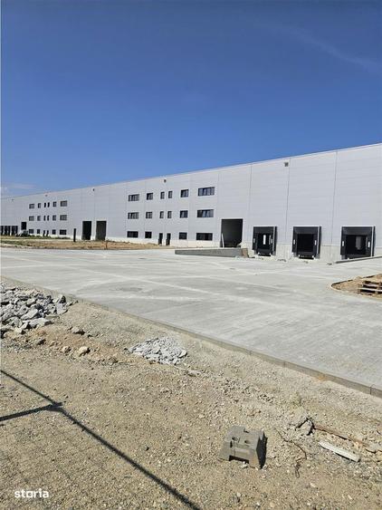 Spațiu comercial, de 1,770 mp, în Vest