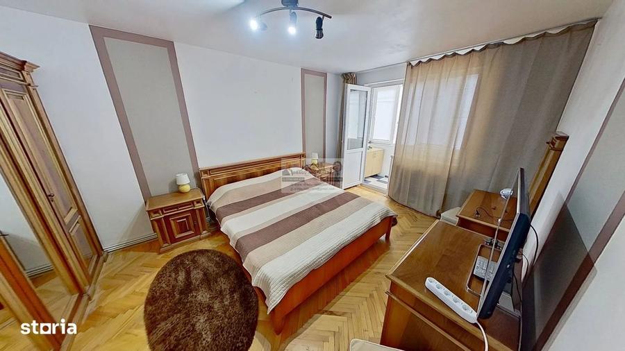 Apartament cu 4 camere în Central