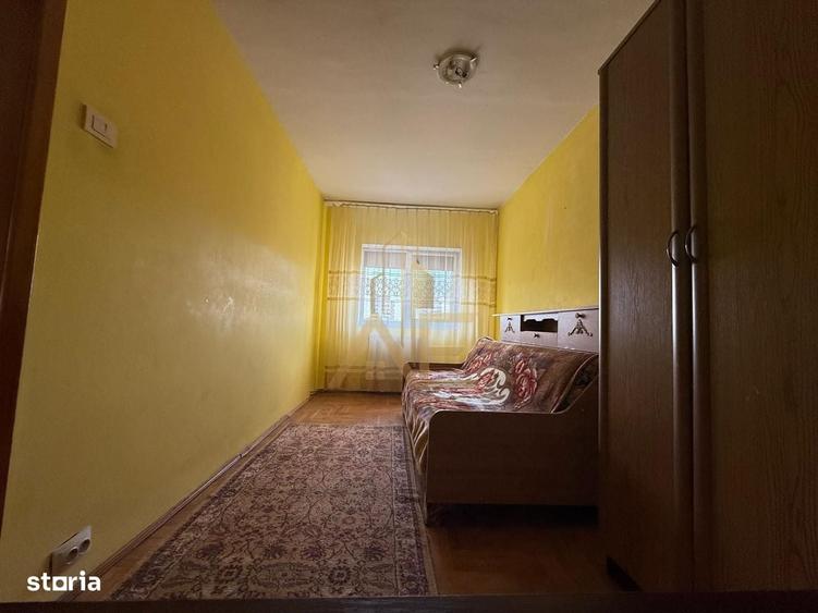 Apartament cu 3 camere decomandat în Nănești