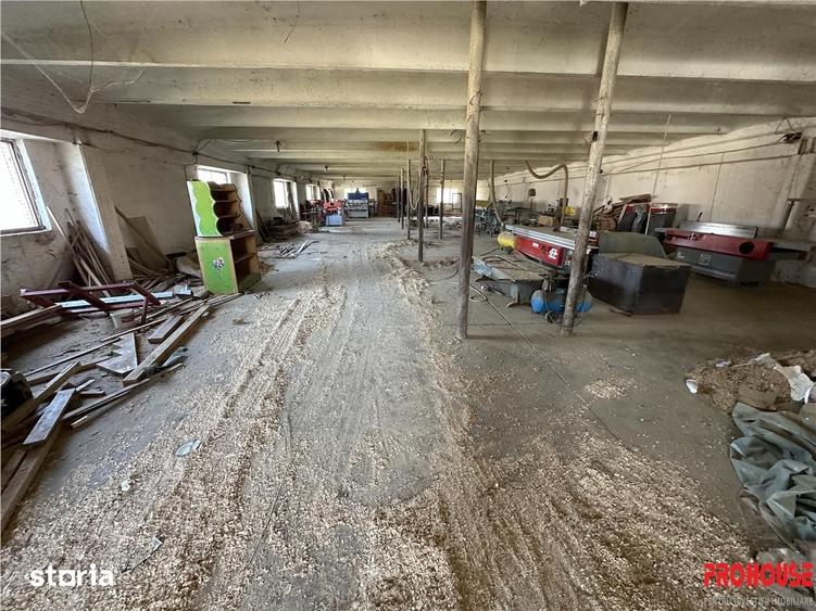 Spațiu comercial, de 400 mp, în Letea Veche