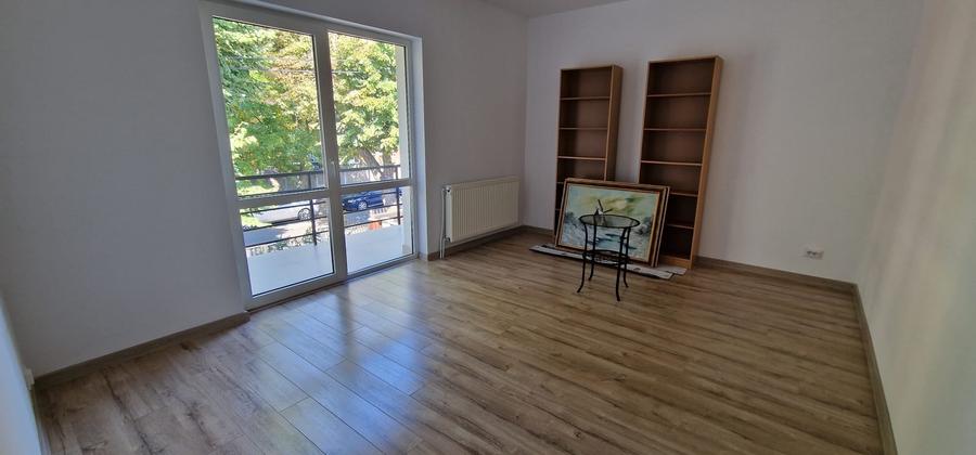 Casă individuală cu 3 camere cu Canalizare în Bucureștii Noi