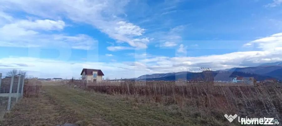 Teren de 1200 mp, în Râșnov