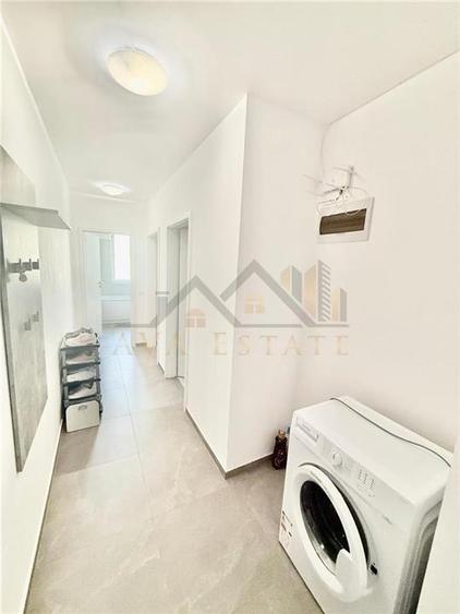 Apartament cu 3 camere semidecomandat, mobilat în Dumbrăvița