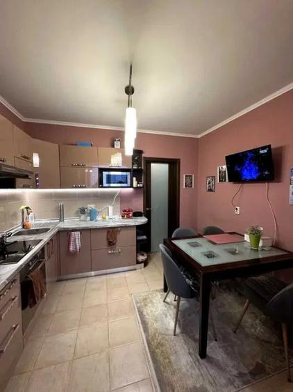 Apartament cu 2 camere decomandat în Basarab
