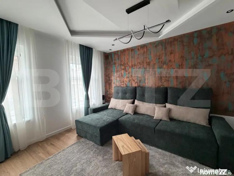 Casă cu 4 camere cu Teren 20 Mp în Central