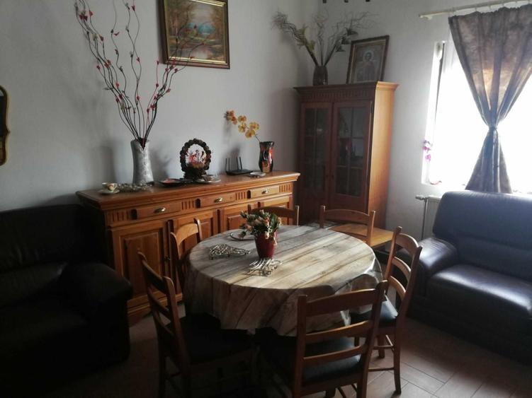 Casă cu 4 camere cu Teren 480 Mp în Bran