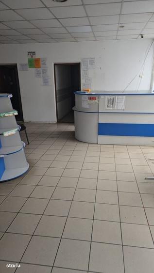 Spațiu comercial, în Central