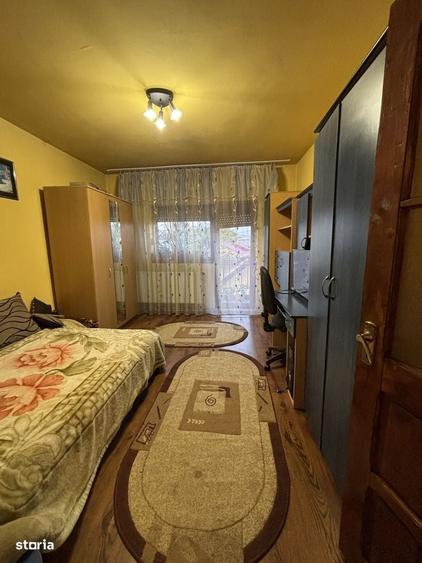 Casă cu 4 camere cu Teren 186 Mp în Rovine