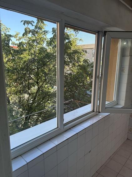 APARTAMENT SOARELUI - 2 camere - decomandat - 4