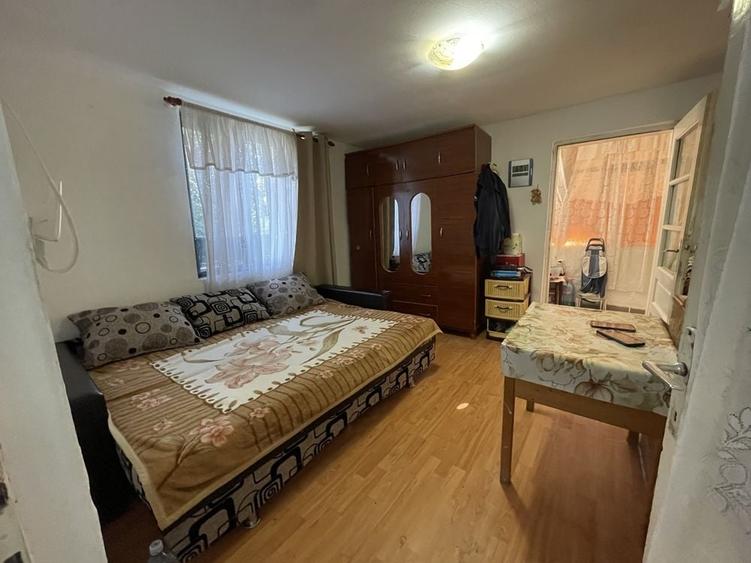 Casă cu 3 camere în Cocorăștii Mislii