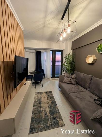 Apartament cu 2 camere decomandat, mobilat în Central