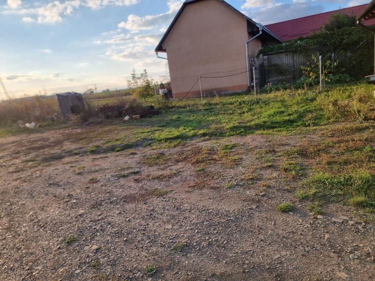 Duplex cu 6 camere cu Garaj în Sud