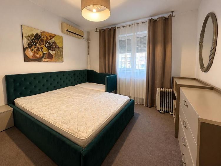 Apartament cu 3 camere decomandat, mobilat în Tomis Nord