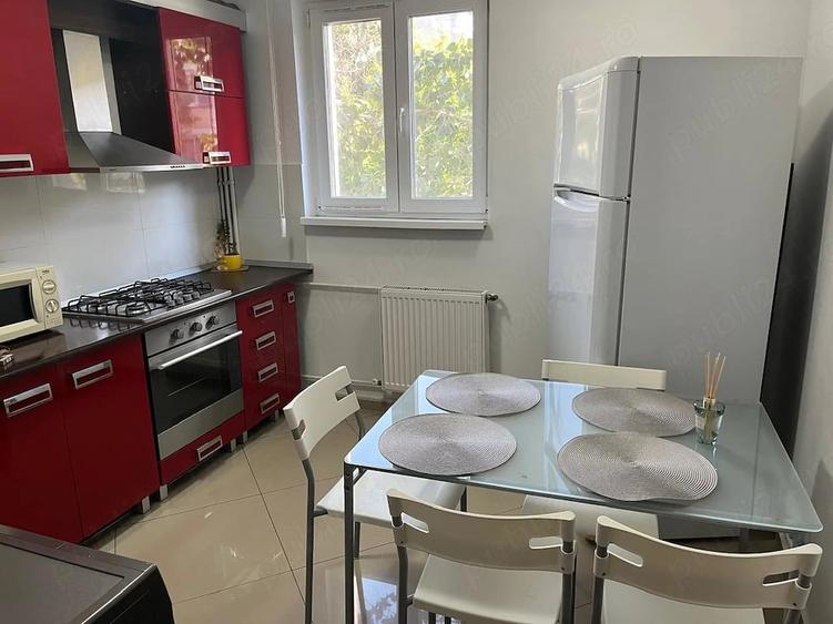 Apartament cu 2 camere decomandat în Drumul Taberei