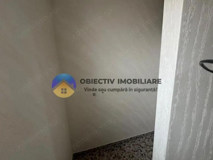 Casă cu 4 camere cu Teren 1800 Mp în Grumăzești