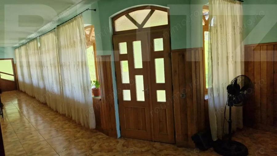 Casă cu 4 camere cu Teren 3166 Mp în Bejan