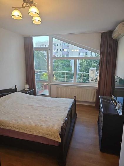 Apartament cu 4 camere decomandat în Dristor