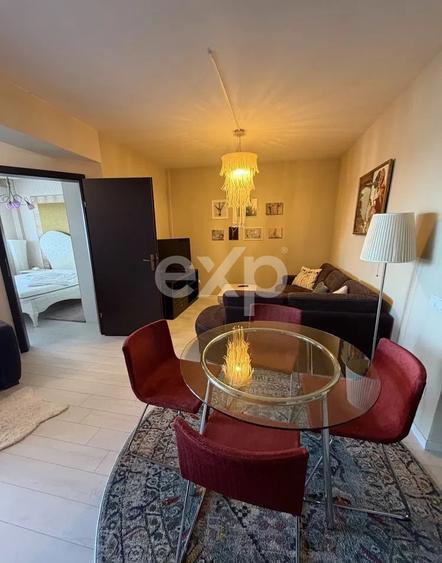 Apartament cu 2 camere decomandat în Calea Turzii