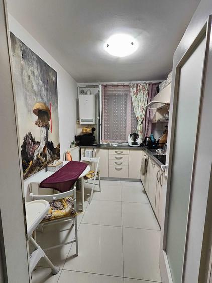 Apartament cu 2 camere semidecomandat în Exterior Vest