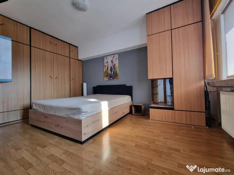 Apartament cu 2 camere nedecomandat în Ultracentral