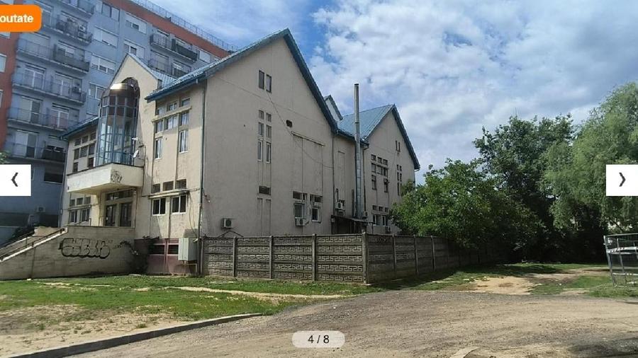 Spațiu comercial, de 1,700 mp, în Central