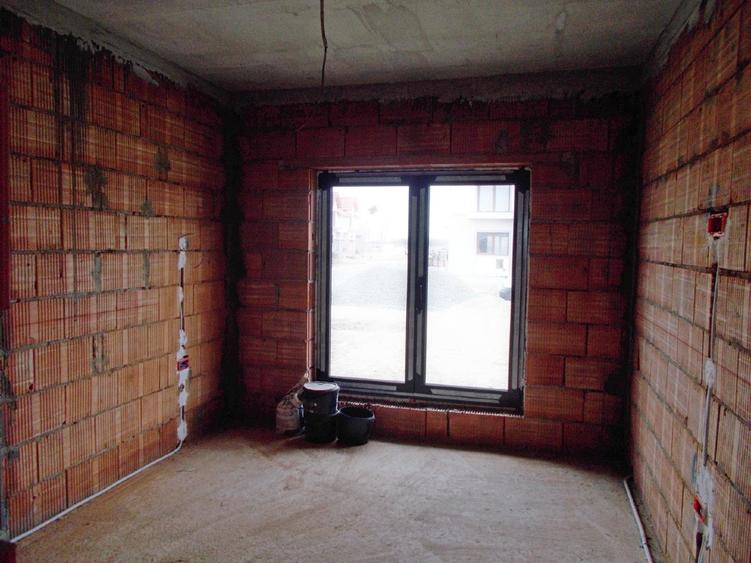 Duplex cu 3 camere cu Teren 310 Mp în Urseni