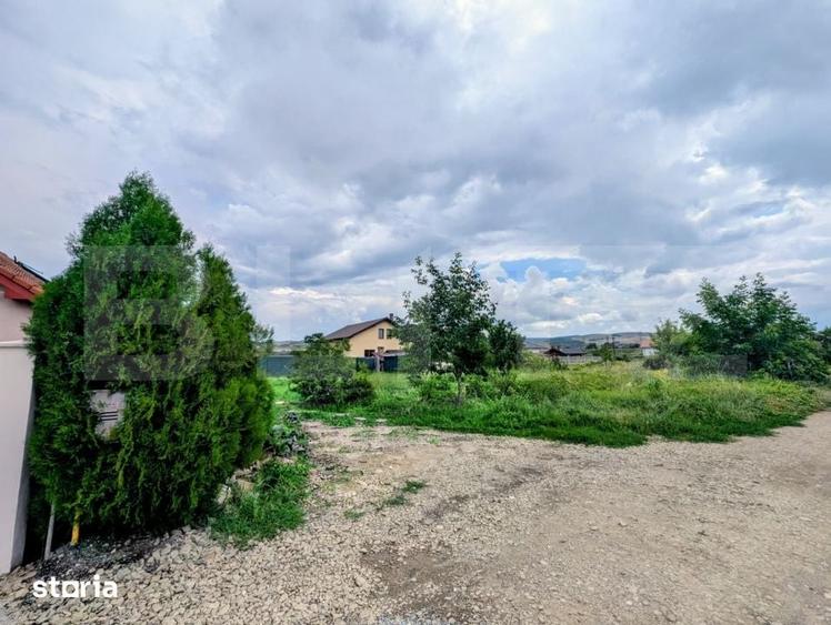 Teren de 432 mp, în Partoș