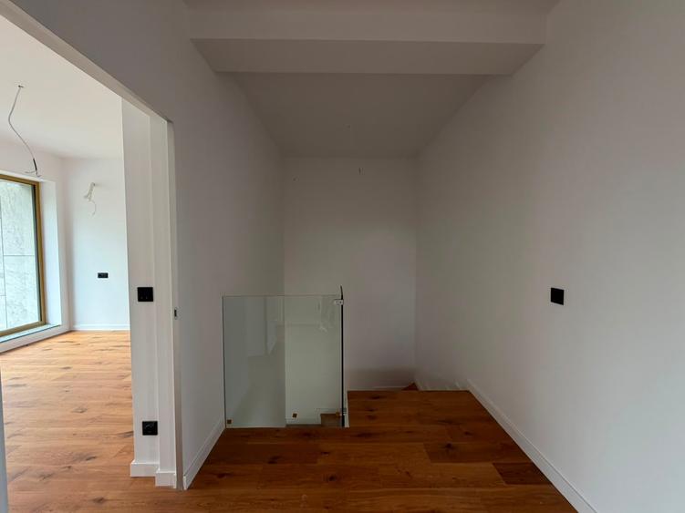Vanzare - vila NOUA - 4 camere - Pipera-Iancu Nicolae - 8