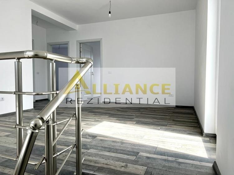 Casă individuală cu 5 camere cu Canalizare în Berceni