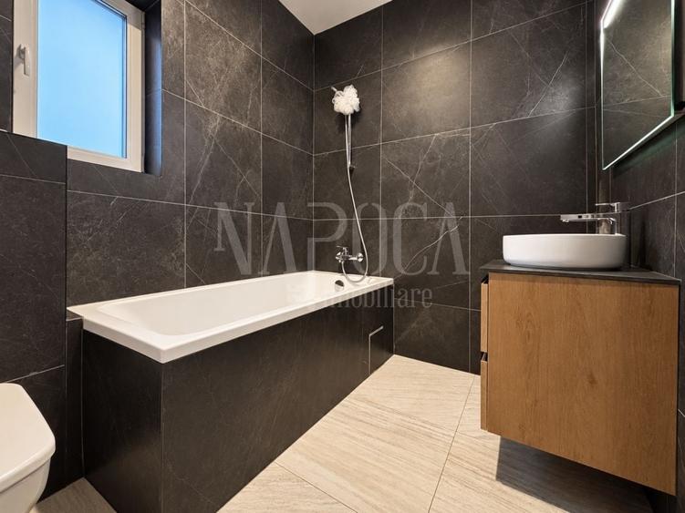 Apartament cu 3 camere semidecomandat în Mărăști