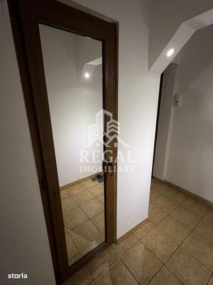 Apartament cu 2 camere decomandat în Rișca