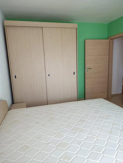 Apartament cu 2 camere semidecomandat în Turnișor