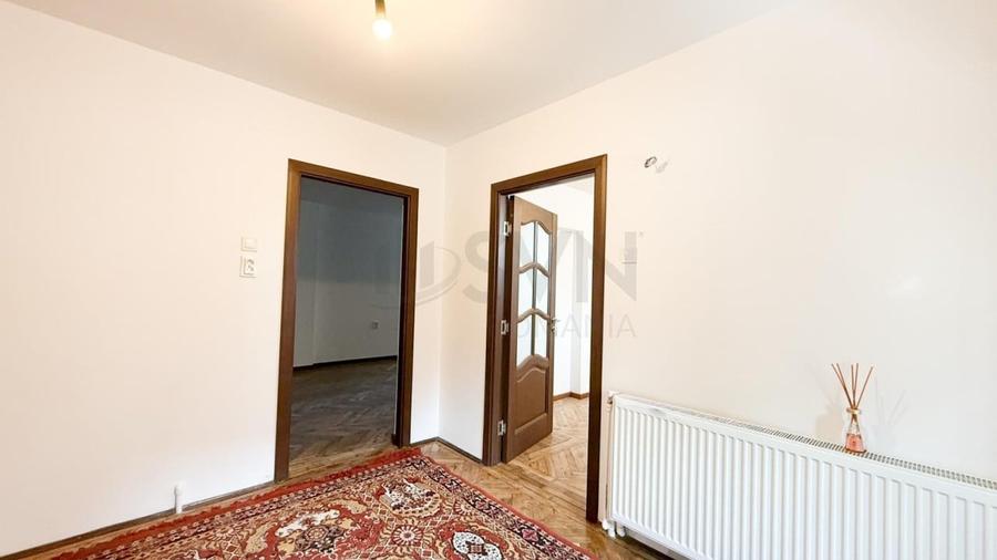 Apartament cu 3 camere decomandat, mobilat în Capitale
