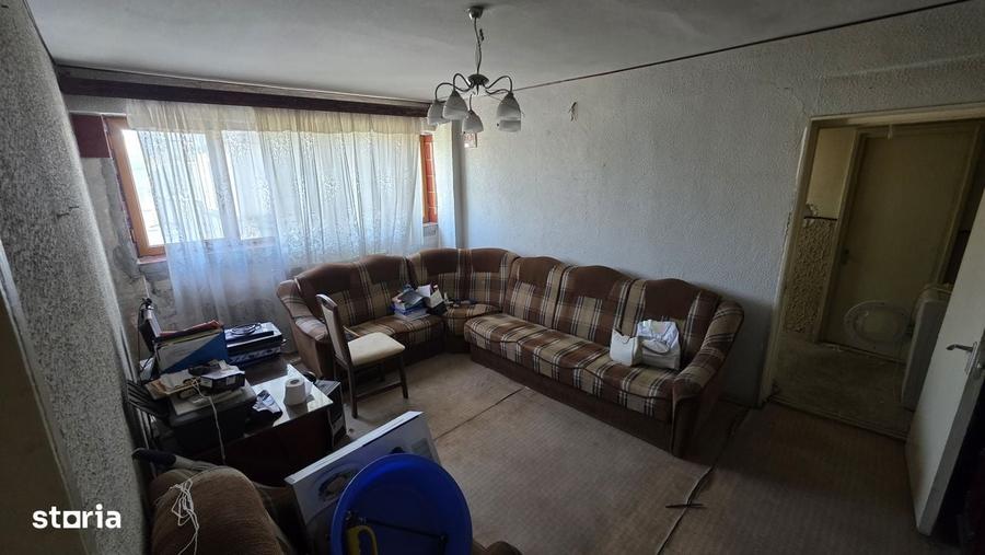 Apartament cu 3 camere în Est