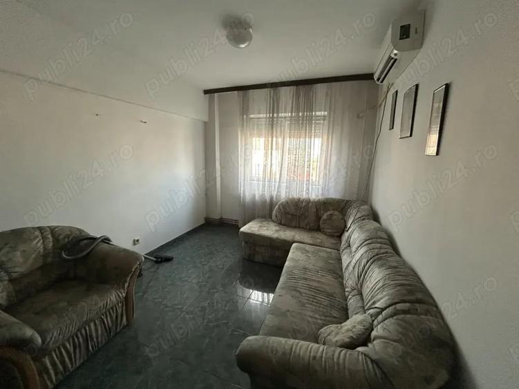 Apartament cu 4 camere decomandat în Aradul Nou