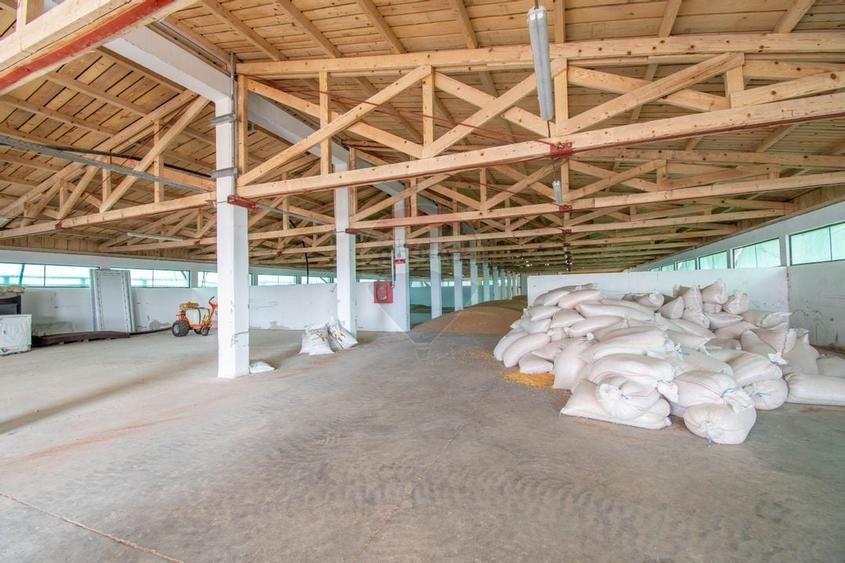 Spațiu industrial, de 2,116.5 mp, în Curtuiușu Dejului