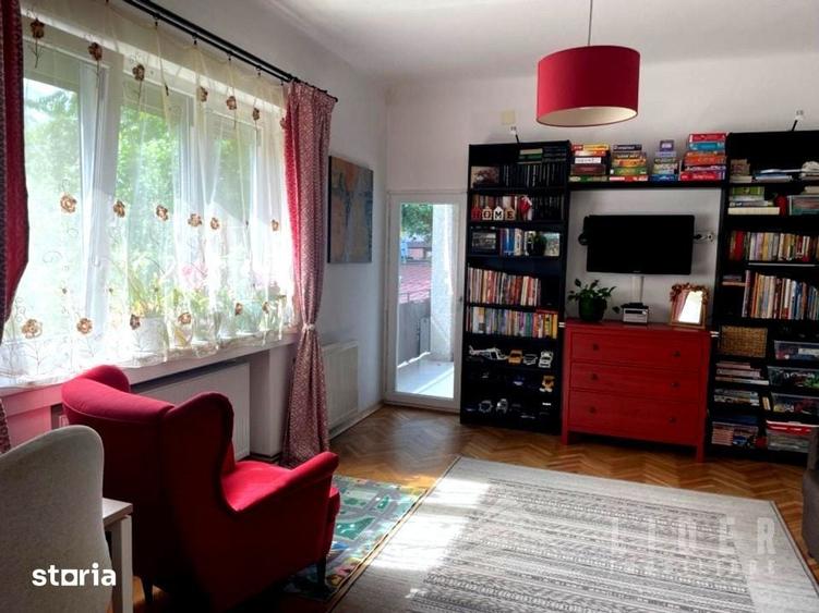 Apartament cu 3 camere semidecomandat în Andrei Mureșanu