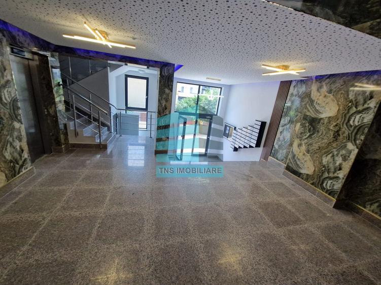 Apartament cu 4 camere în Titan