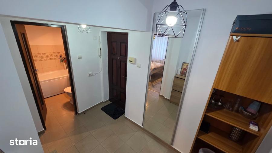Apartament cu 2 camere decomandat în Sud