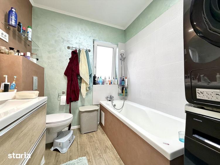 Casă cu 3 camere cu Teren 370 Mp în Dumbrăvița
