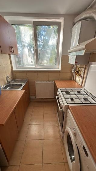 Apartament cu 2 camere decomandat în Zorilor