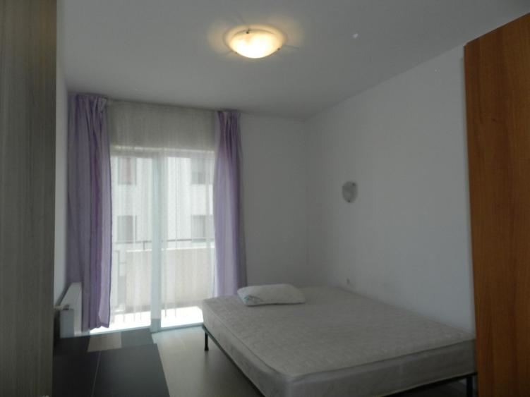 Închiriere 2 camere decomandat | 54 mp + balcon | Parcare subterană - 6