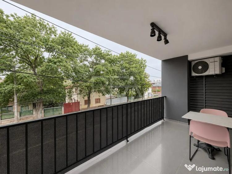 Apartament cu 2 camere decomandat în Jiului