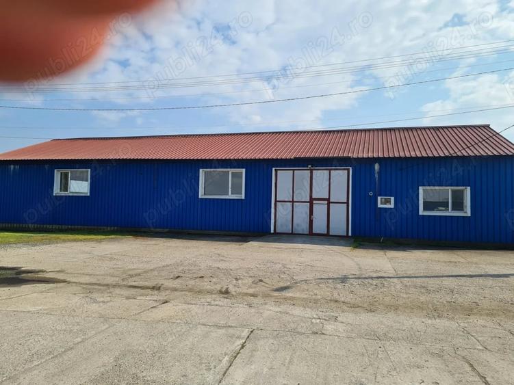 Spațiu comercial, de 700 mp, în Central