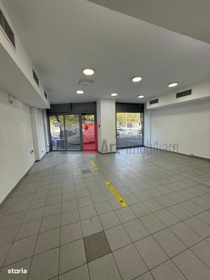 Spațiu comercial, de 241 mp, în 1 Mai